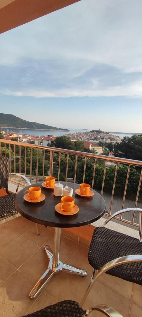 Apartment Visum Primošten Exteriér fotografie